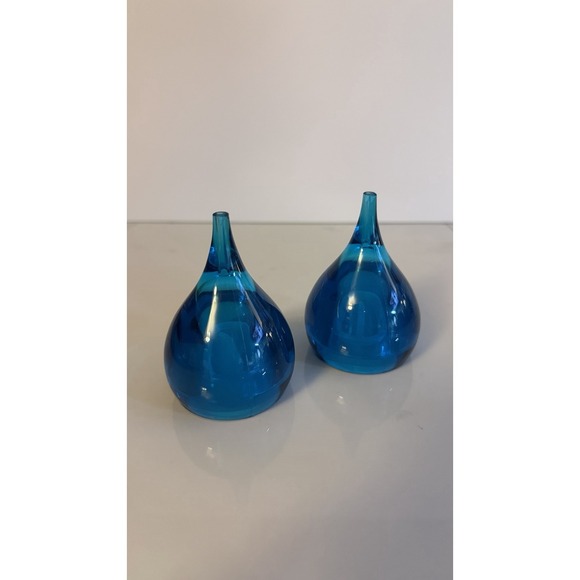 Guzzini Other - Vintage MCM Guzzini Teardrop Blue Acrylic Salt & Pepper Shaker Set